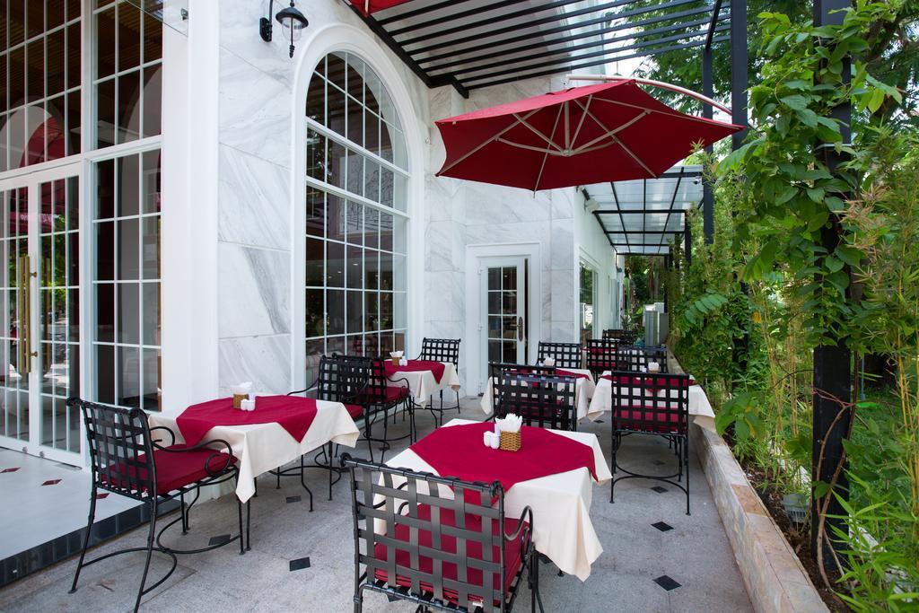 Hotel L'Odeon Phu My Hung Ho Şi Min Exterior foto